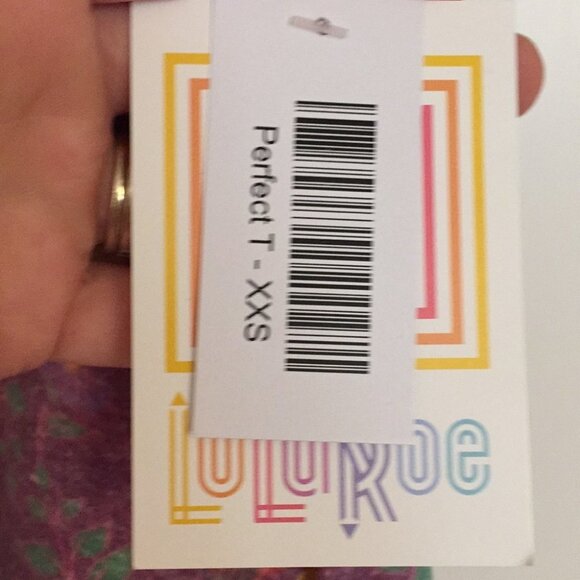 XXS LuLaRoe Perfect Tee C04 07 - Picture 3 of 5